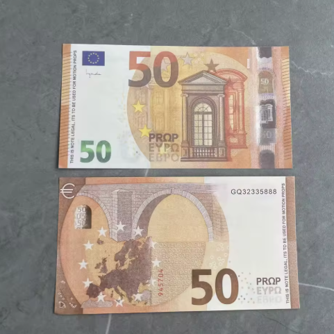 1 Pack 50U Billete Euro Replica